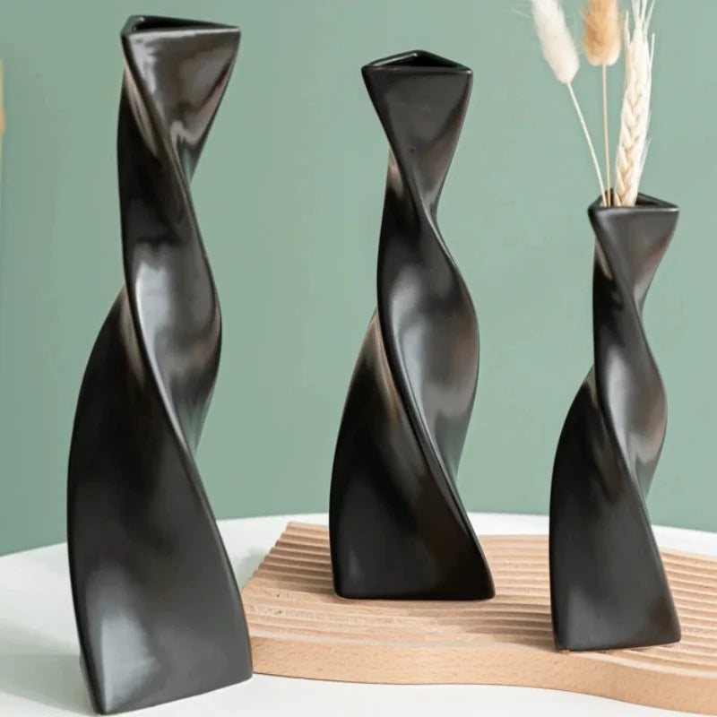 Vase Céramique Torsadé Minimaliste – Décoration Moderne pour Fleurs Sèches ou Fraîches
