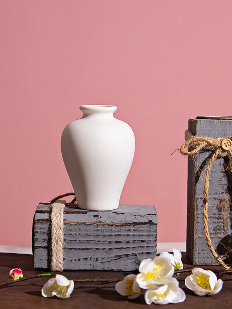 Vase décoratif en céramique blanc – Petit vase élégant pour fleurs séchées et décoration intérieure