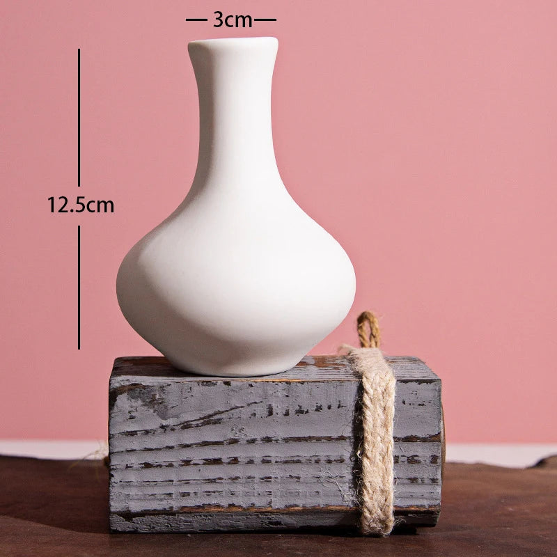 Vase décoratif en céramique blanc – Petit vase élégant pour fleurs séchées et décoration intérieure